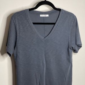 PREMIUM SLUB V-NECK TEE